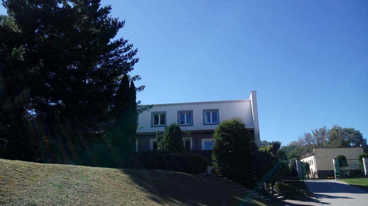 Bed and Breakfast Dom Sportowca Racibórz Exterior foto